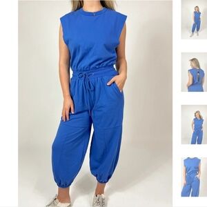 Eesome NWT Royal Blue Sleeveless Jumpsuit Sizs Large